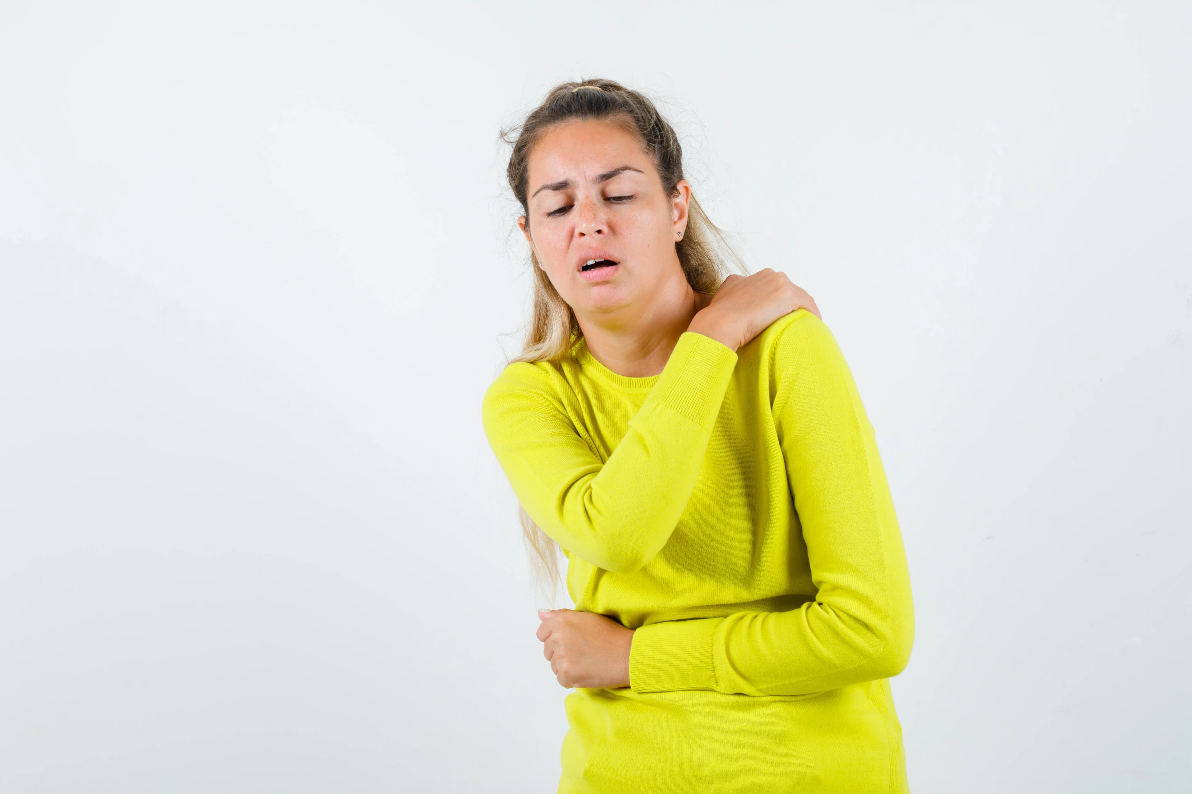 Does Menopause Cause Joint Pain? Understanding the Early Signs
